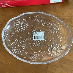 LAST CHANCE!!! NWT Mikasa Snowflake Sweet Dish